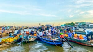 Exploring Cai Rang Floating Market: A Charming Destination in the Mekong Delta 1 Chợ nổi Cái Răng